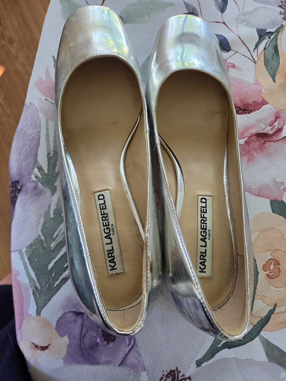 Karl Lagerfeld Silver Metallic Low Block Heel Pumps